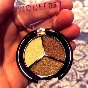 (NIB) MODELCO Metallic Eyeshadow Trio